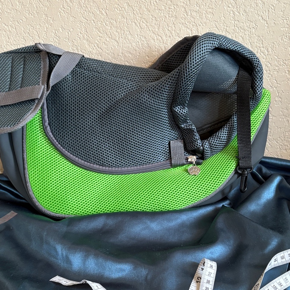 🆕Dog Crossbody Satchel Dog Purs..ppy Black & Green Stylish Pet Sling Carrier